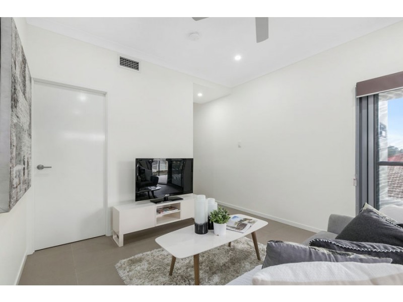 24 Wallace St, Chermside QLD 4032