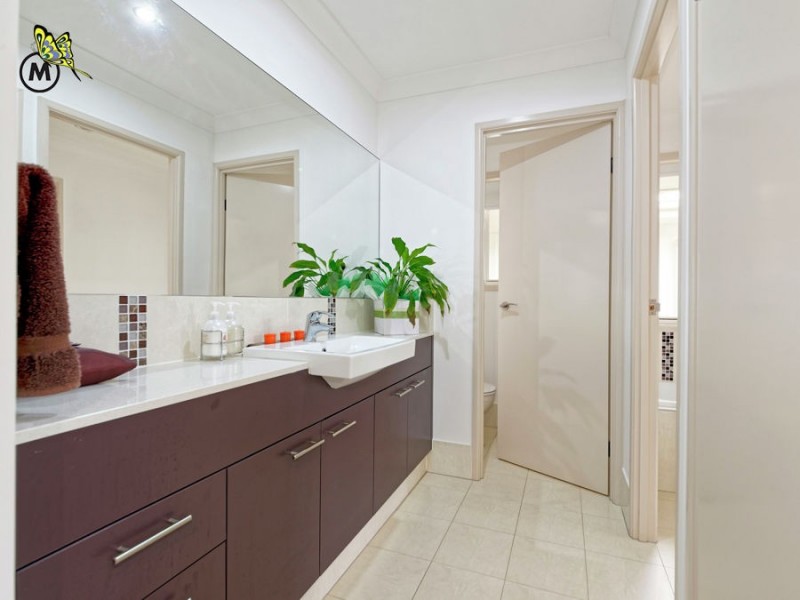 2 Butlers Close, Upper Kedron QLD 4055