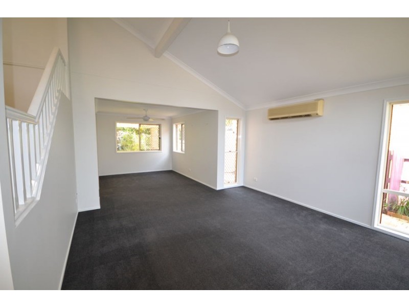130 Streisand Drive, Mcdowall QLD 4053