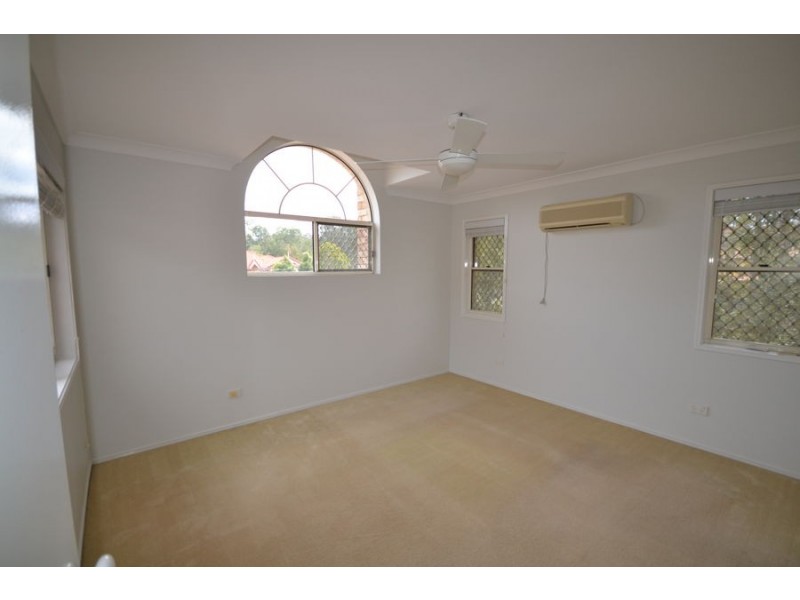 130 Streisand Drive, Mcdowall QLD 4053
