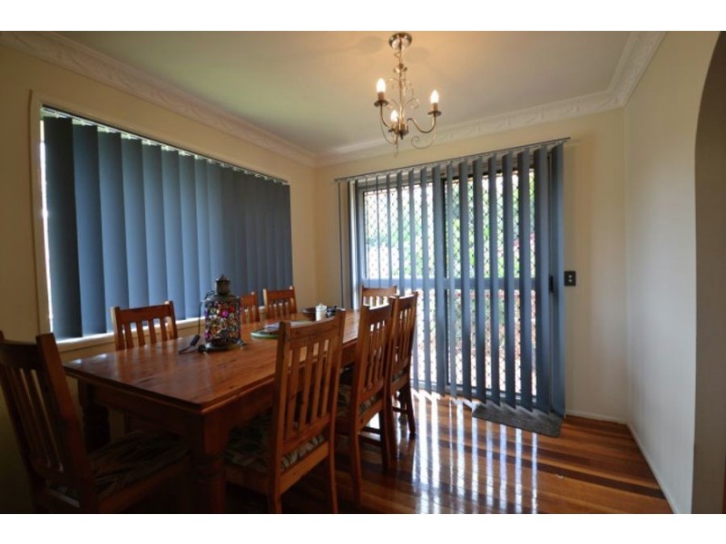 8 Ifield Street, Mcdowall QLD 4053