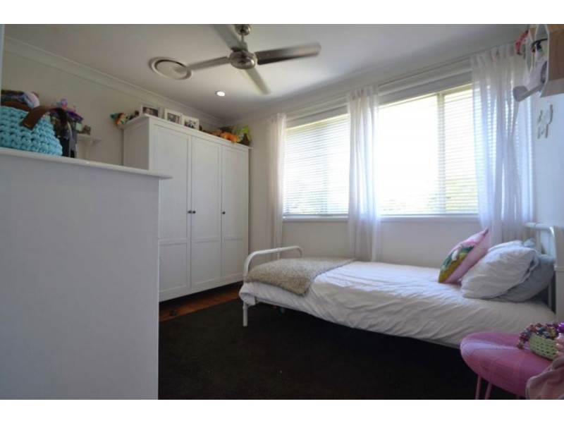 18 Walpole Street, Mcdowall QLD 4053
