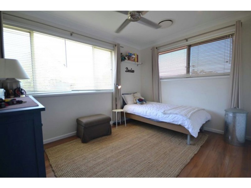 18 Walpole Street, Mcdowall QLD 4053