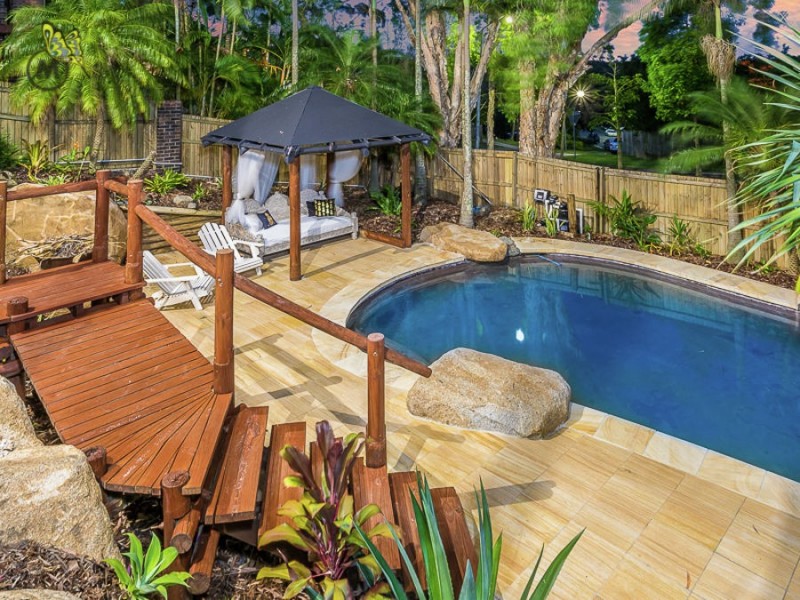 25 Nicholas st, Mcdowall QLD 4053
