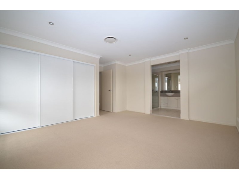 3 Petrie Crescent, Aspley QLD 4034