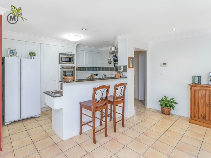 65 Van Dyke Crescent, Mcdowall QLD 4053