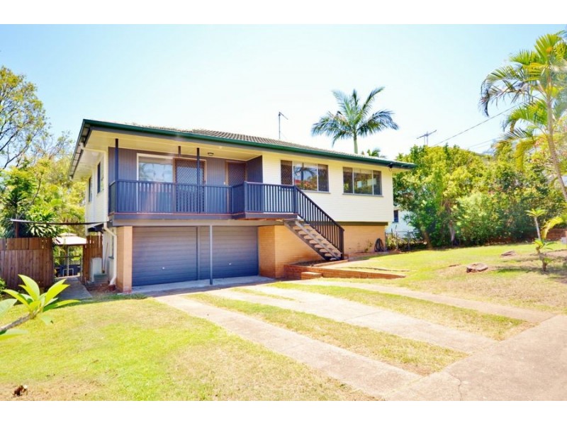 11 Streeton Parade, Everton Park QLD 4053