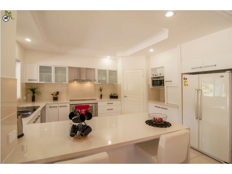 23 Cerbaia Close, Bridgeman Downs QLD 4035