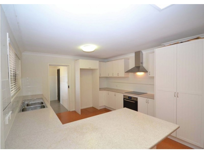 26 Niven Street, Stafford Heights QLD 4053