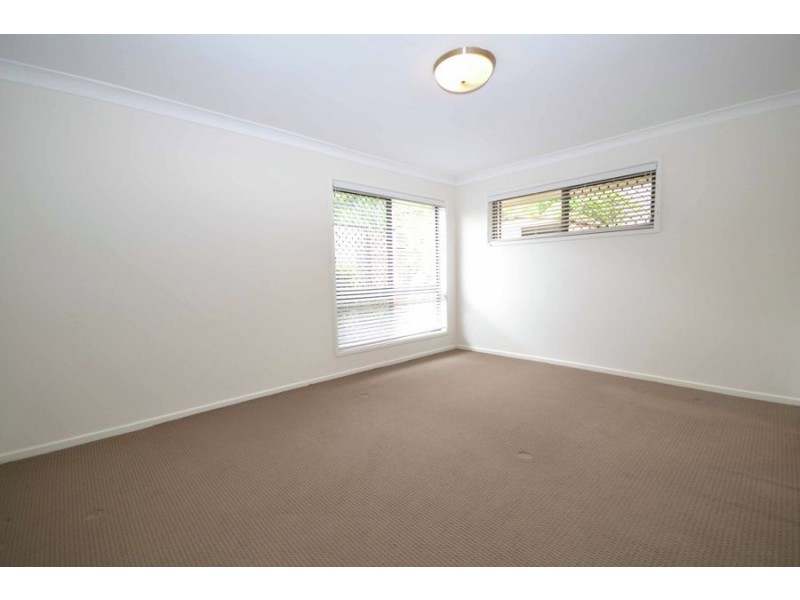 26 Niven Street, Stafford Heights QLD 4053