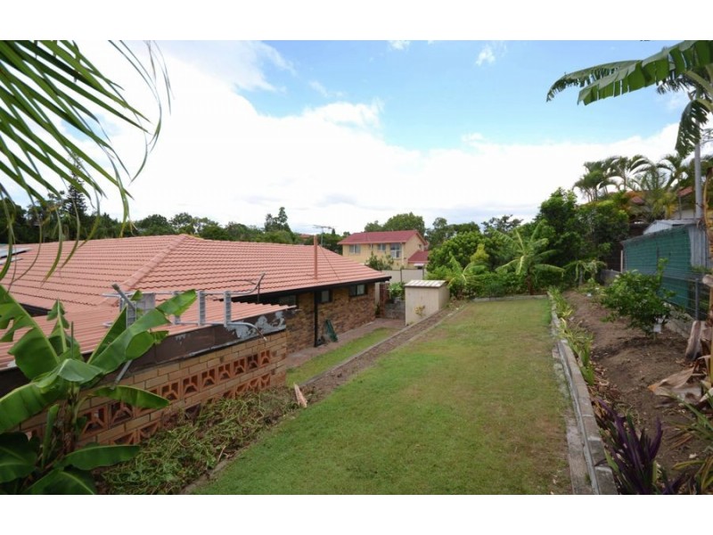 26 Niven Street, Stafford Heights QLD 4053