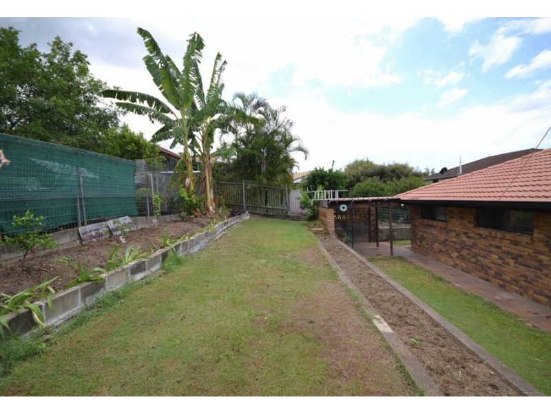 26 Niven Street, Stafford Heights QLD 4053