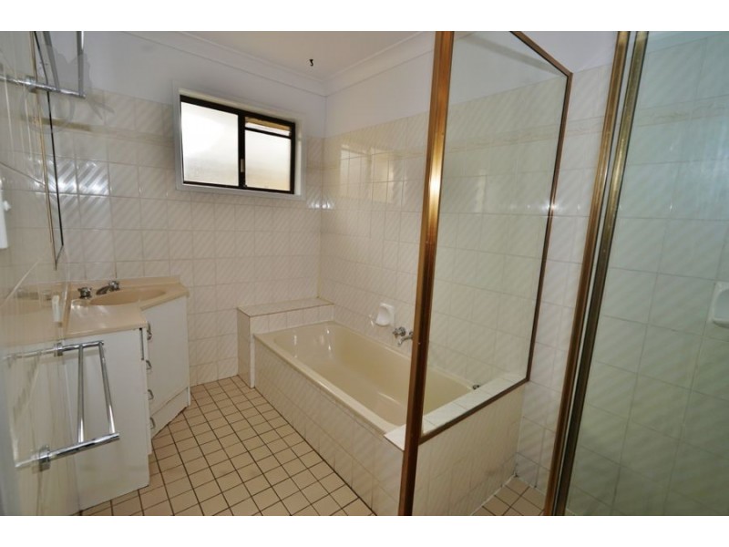 12 Remick Street, Stafford Heights QLD 4053