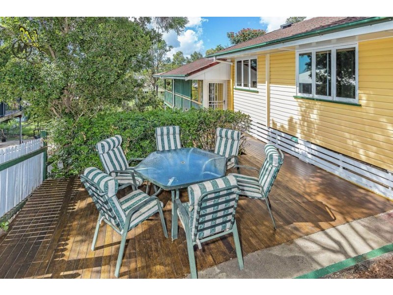 51 Rutherford Street, Stafford Heights QLD 4053