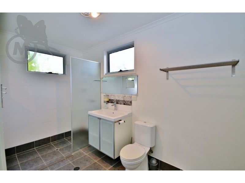 32 Eleventh Avenue, Kedron QLD 4031