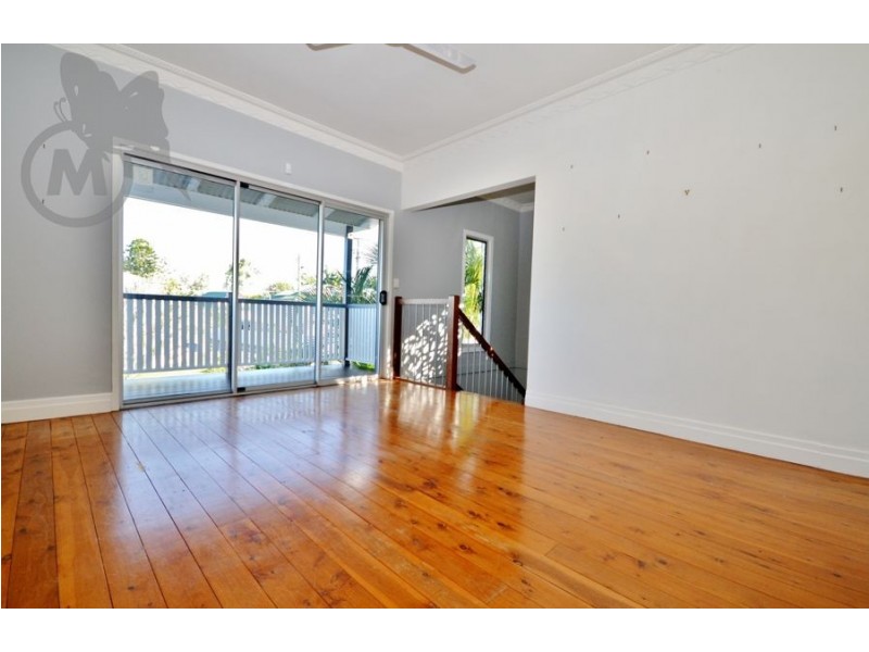 32 Eleventh Avenue, Kedron QLD 4031