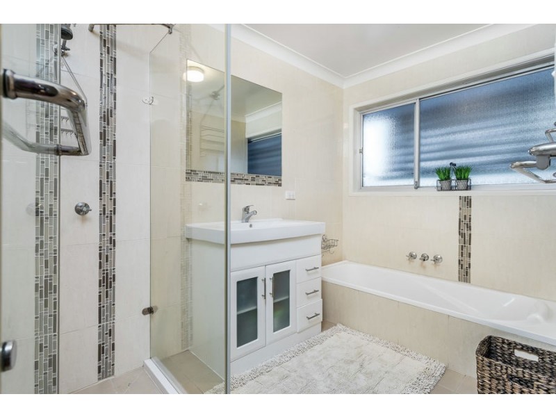 5 Rigg Place, Mcdowall QLD 4053