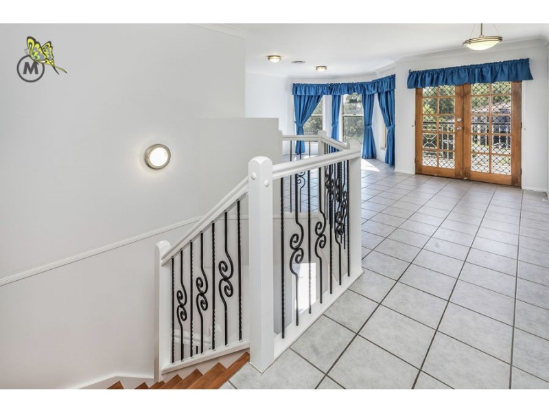 22 Bunyaville Close, Arana Hills QLD 4054