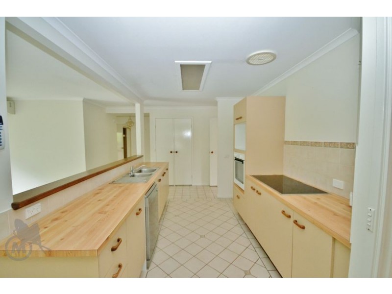 17 Paramount Circuit, Mcdowall QLD 4053