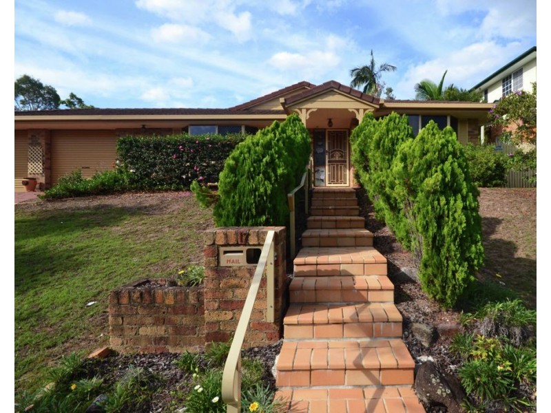 17 Paramount Circuit, Mcdowall QLD 4053