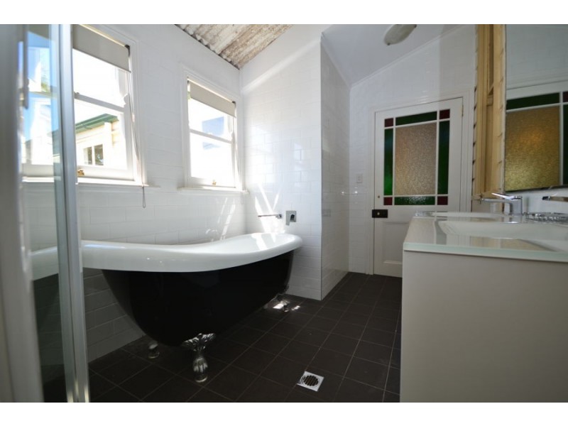 21 Birkbeck Street, Albion QLD 4010