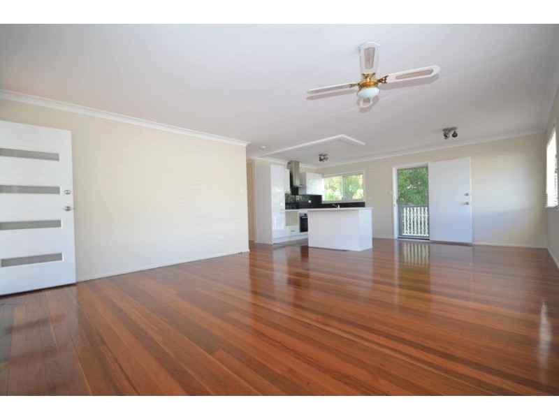 33 Ferny Way, Ferny Hills QLD 4055