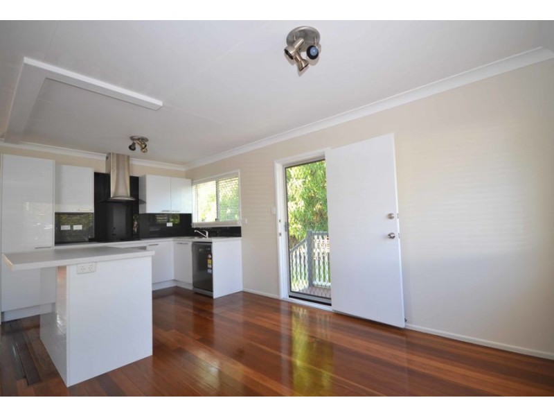 33 Ferny Way, Ferny Hills QLD 4055