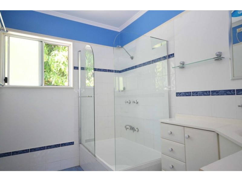 33 Ferny Way, Ferny Hills QLD 4055