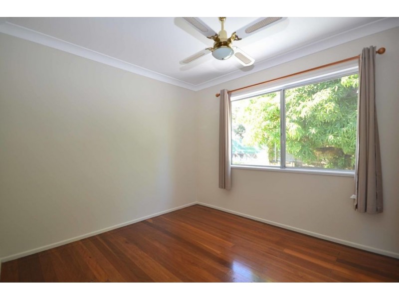 33 Ferny Way, Ferny Hills QLD 4055