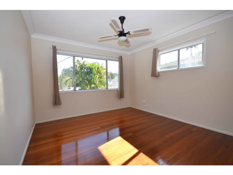 33 Ferny Way, Ferny Hills QLD 4055