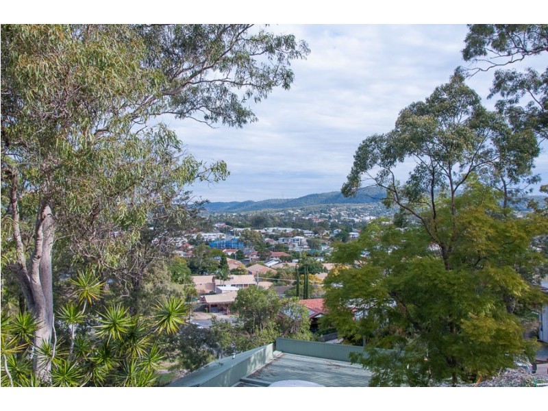 22 Dargie Street, Everton Park QLD 4053