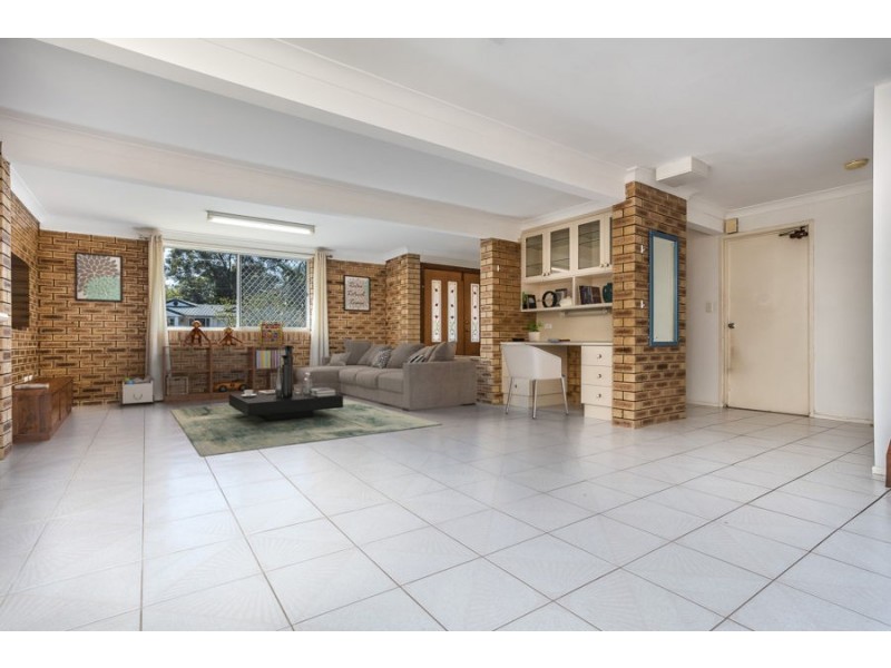 15 Calhoun Street, Mcdowall QLD 4053