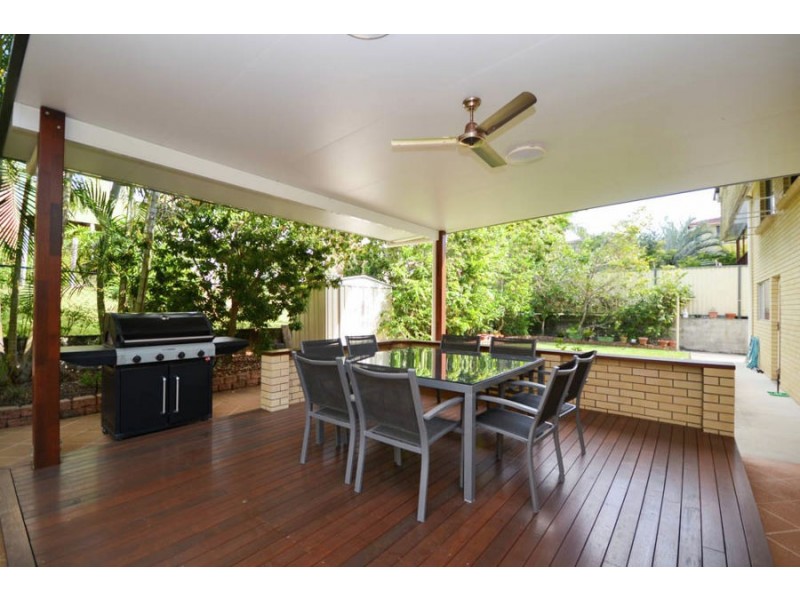 54 Streeton Parade, Everton Park QLD 4053