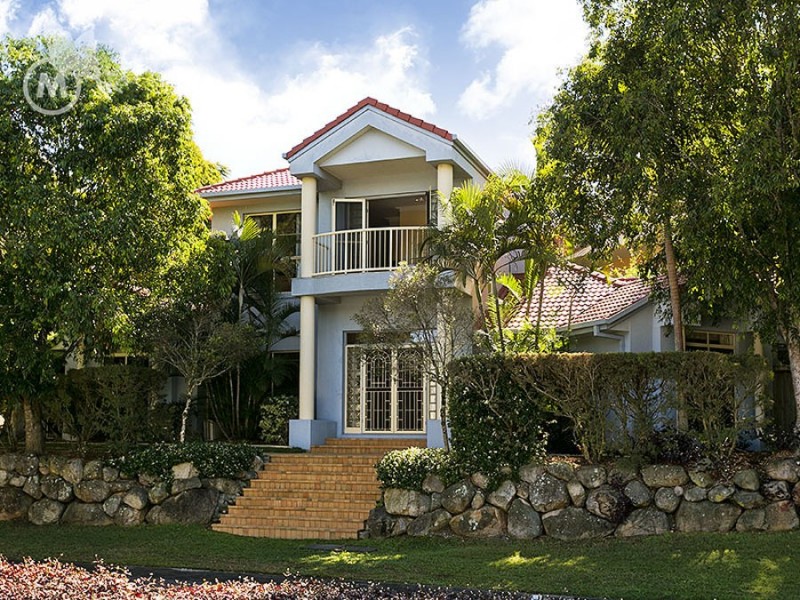 1 Evergreen Close, Kenmore QLD 4069