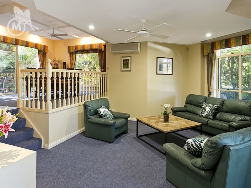 1 Evergreen Close, Kenmore QLD 4069