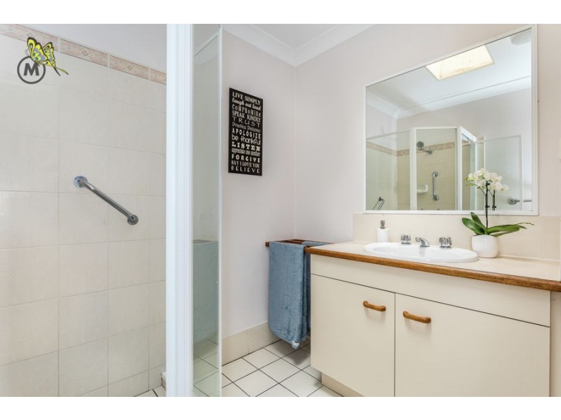 1/30 Gordon Parade, Everton Park QLD 4053