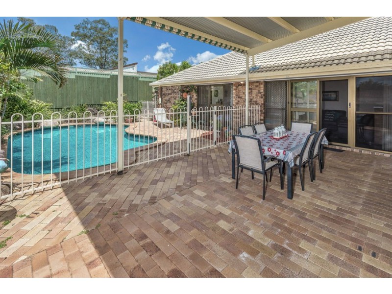21 Ustinov Crescent, Mcdowall QLD 4053