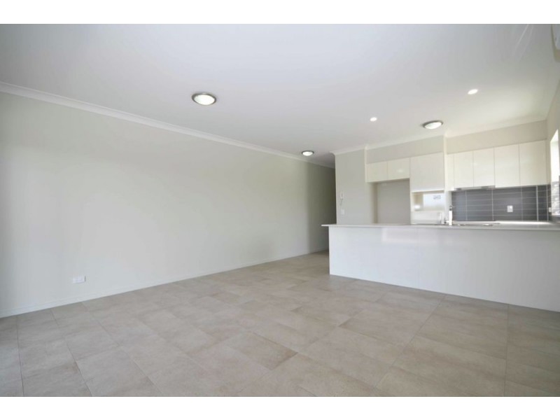 8/403 Zillmere Road, Zillmere QLD 4034