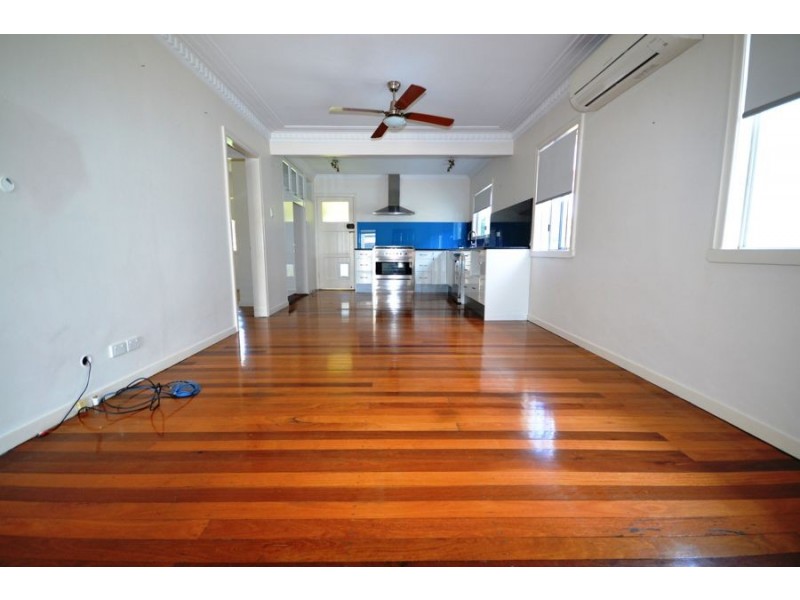 25 Grove Street, Albion QLD 4010