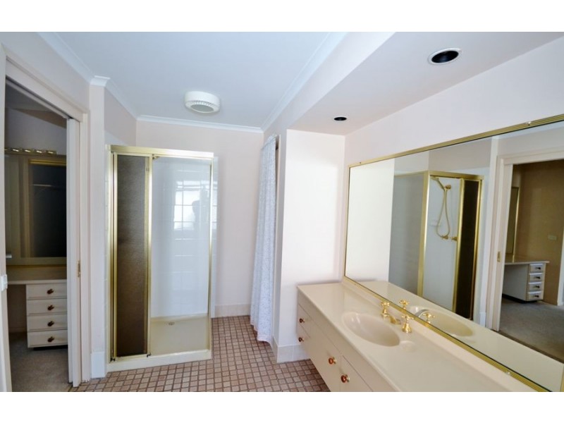 10 Dargie Street, Everton Park QLD 4053