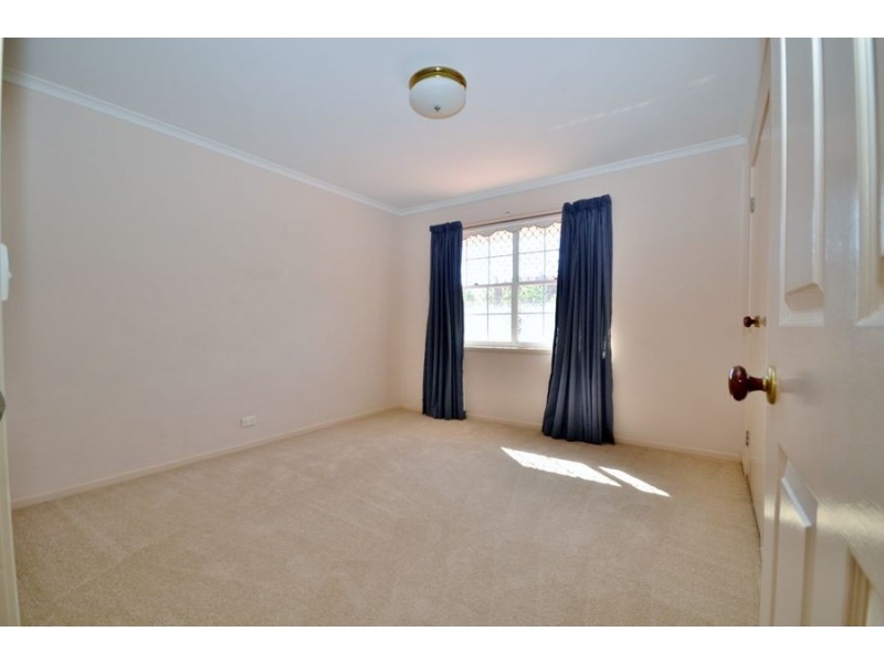 10 Dargie Street, Everton Park QLD 4053