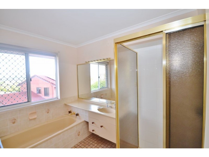 10 Dargie Street, Everton Park QLD 4053