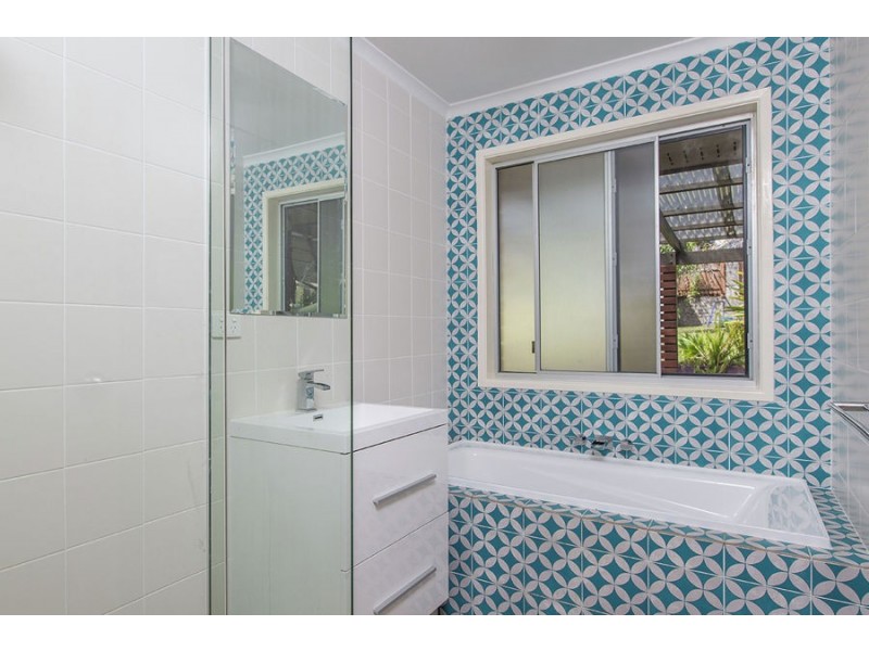19 Beckett Rd, Mcdowall QLD 4053