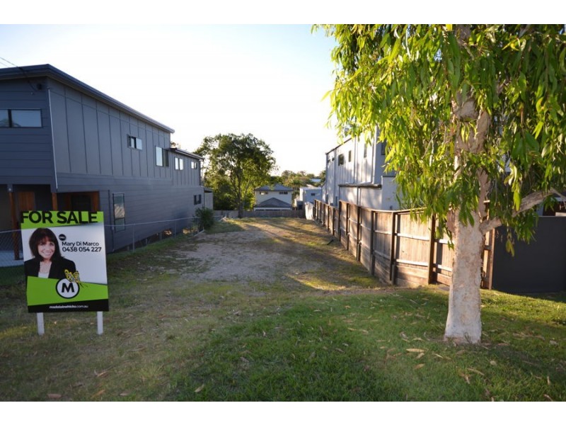 28A Dundonald Street, Everton Park QLD 4053