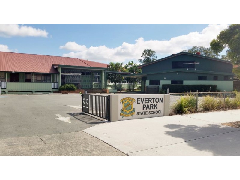 28A Dundonald Street, Everton Park QLD 4053