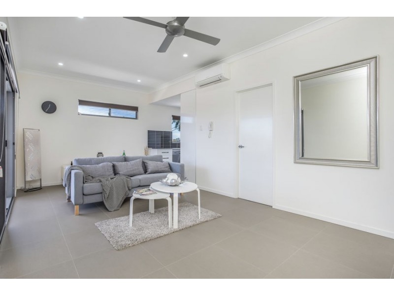 10 Bruce Street, Chermside QLD 4032