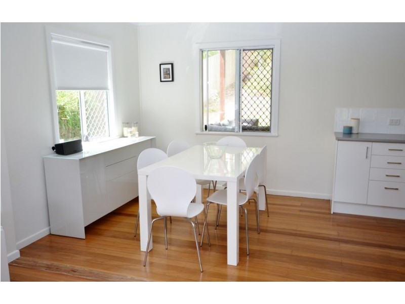 33 Landscape Street, Stafford Heights QLD 4053