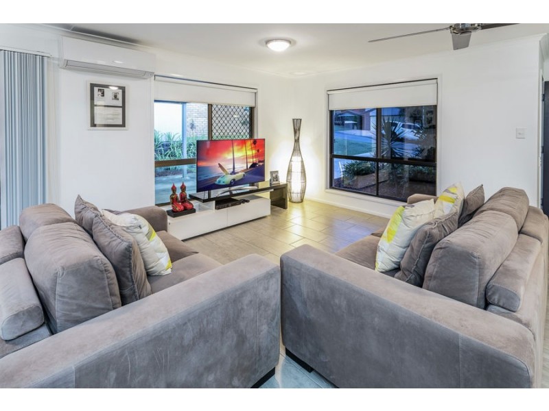 15 Osmond Street, Mcdowall QLD 4053