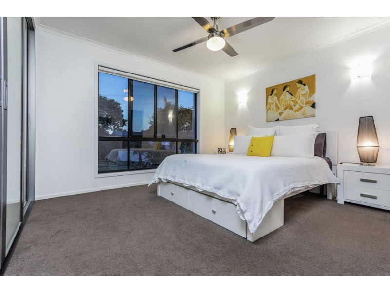 15 Osmond Street, Mcdowall QLD 4053