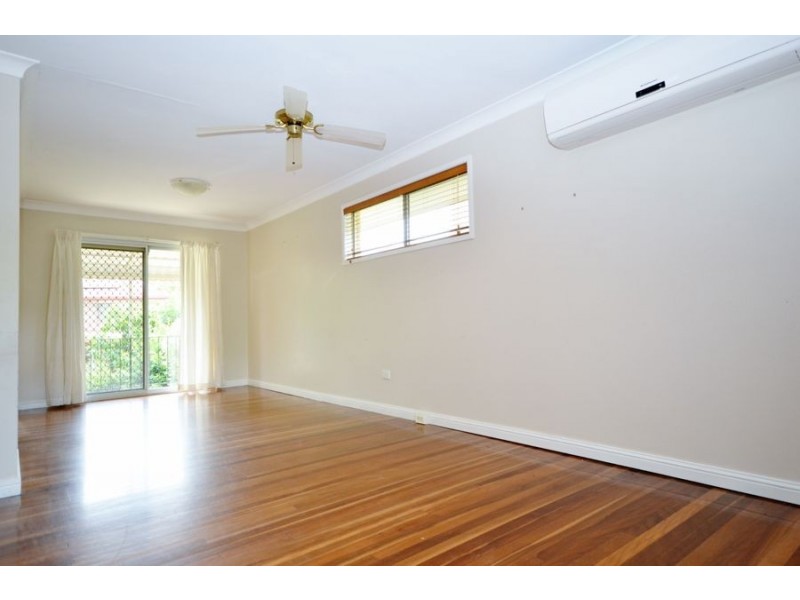 16 Walpole Street, Mcdowall QLD 4053
